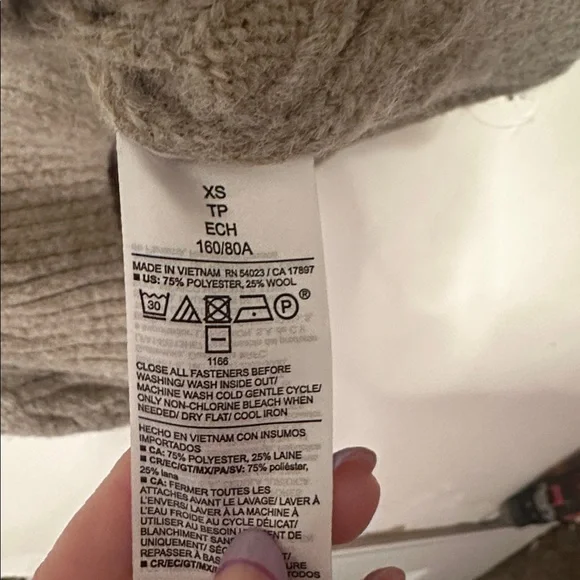 Wool blend cardigan sweater - Picture 3 of 4